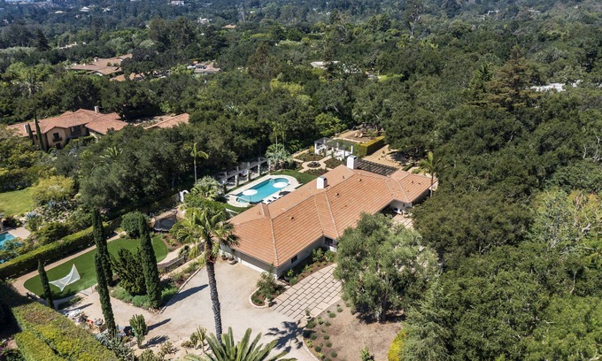 Golden Quadrangle House | Beautiful Montecito Estate with magical gardens- Renovated in 2025