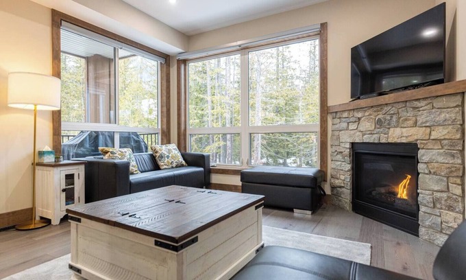 East Kootenay Condo | Beautiful Newly Built 4 Bedroom Town Home