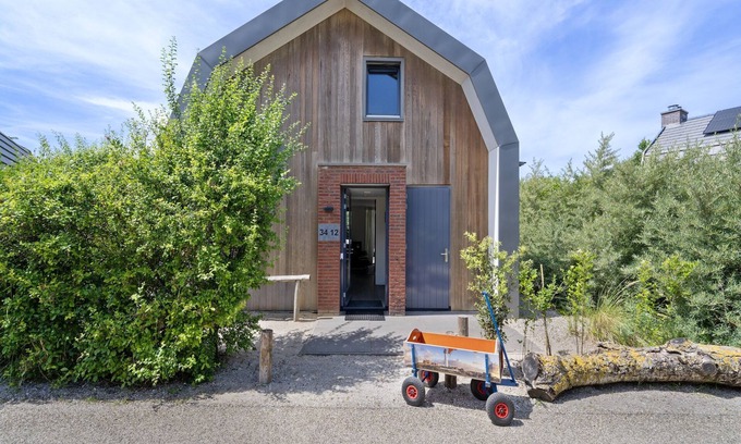 Egmond aan den Hoef House | Beautiful holiday home with terrace