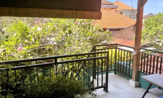 Tanjungbenoa House | Beautiful Oasis with pool in Kerobokan Kelod
