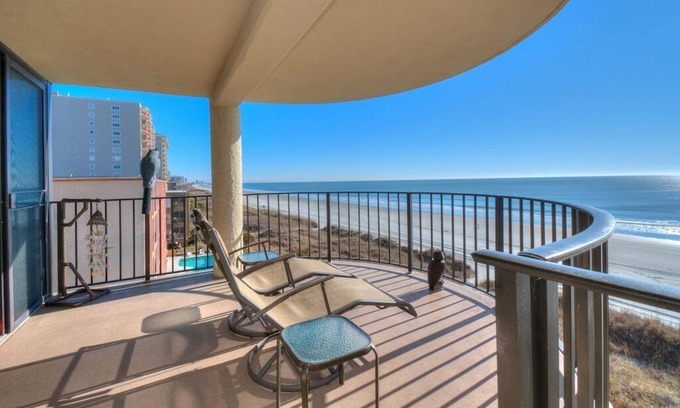Crescent Beach Condo | Beautiful Ocean Front 3 Bedroom!