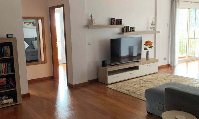 Canico Apartment | Beautiful Ocean View Condo close to beach