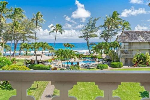 Wailua Apartment | Beautiful OCEAN VIEW with free Parking & Top Floor
