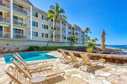 Kailua-Kona House | Beautiful Oceanfront Welcomes you at Hale Kona Kai 203 by Casago Kona