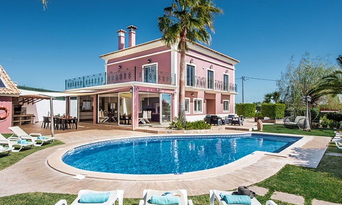 Tunes Villa | Beautiful private villa for 12 people with private pool, WIFI, A/C, TV, patio and panoramic view
