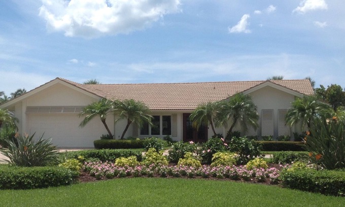 Park Shore House | Beautiful Pool Home in Park Shore Just 1/2 Mile from the Beach