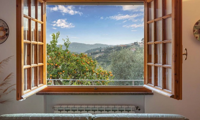 Lavina House | Beautiful private villa for 4 people with WIFI, A/C, TV, terrace, pets allowed and parking