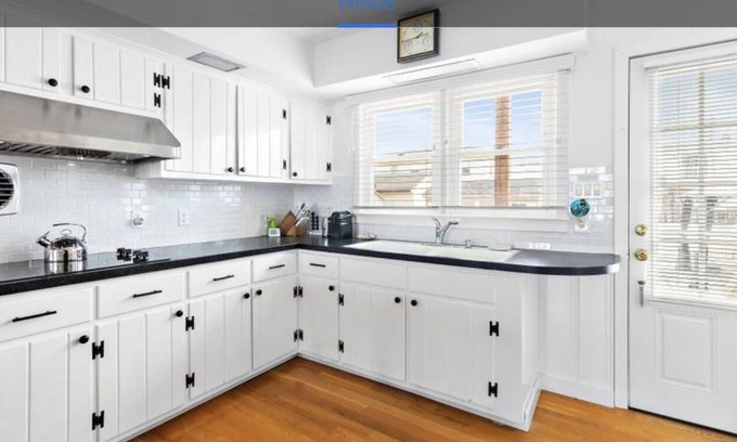 Surf City House | Beautiful, Pristine Surf City 4 Bedroom/2.5 Bath/2 Outdoor Shower Duplex