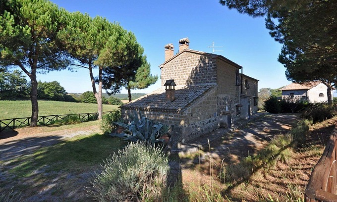 Orvieto Villa | Beautiful private villa for 9 guests with WIFI, private pool, TV, pets allowed and panoramic view