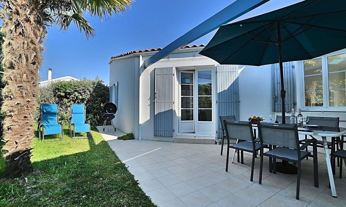 Dolus-d'Oleron House | Beautiful private villa for 4 guests with WIFI, TV and terrace