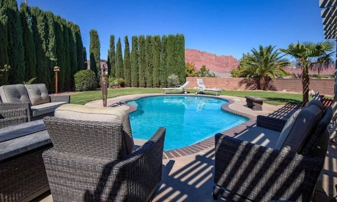 Ivins House | Beautiful, private outdoor oasis in sunny St George.