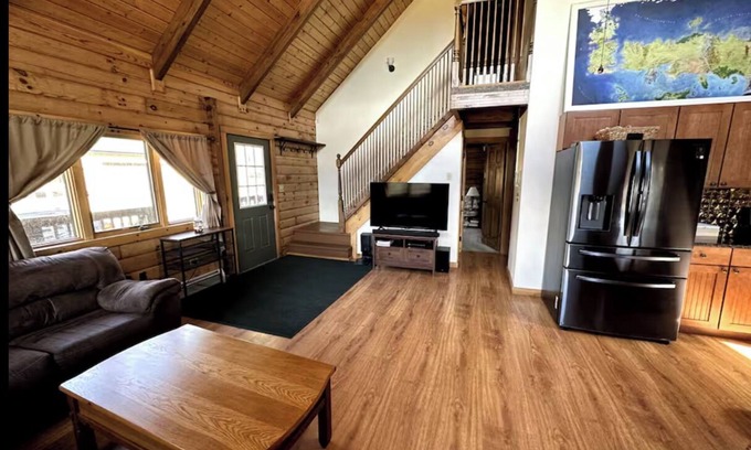 Mount Vision House | Beautiful Private Cozy Cabin, 3 bedrooms, 5 acres