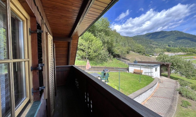 Niederwolz House | Beautiful private villa for 6 guests with WIFI, TV, terrace and pets allowed