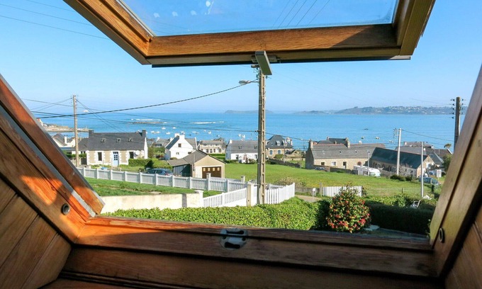 Tredrez-Locquemeau House | Beautiful private villa for 4 people with terrace