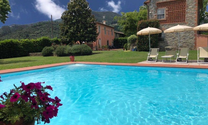 Castelvecchio Villa | Beautiful private villa for 6 people with WIFI, private pool, A/C, TV, terrace and pets allowed