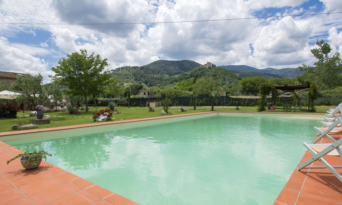 Cascine-La Croce Villa | Beautiful private villa for 14 guests with WIFI, A/C, private pool, TV, patio and pets allowed