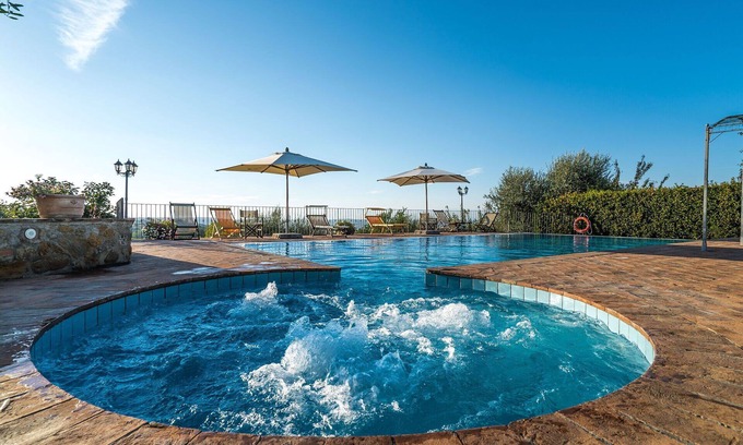 Montaione Villa | Beautiful private villa with private pool, WIFI, A/C, hot tub, TV, balcony, close to San Gimignano