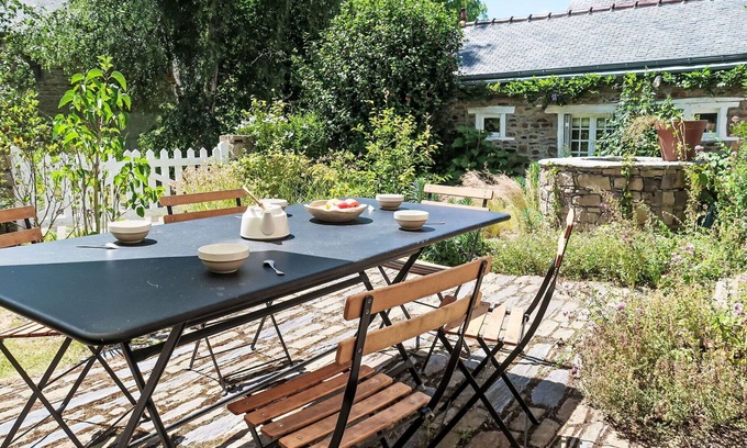 Tremeven Villa | Beautiful private villa for 6 people with WIFI