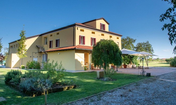 Noventa Padovana Villa | Beautiful private villa for 7 people with A/C, WIFI
