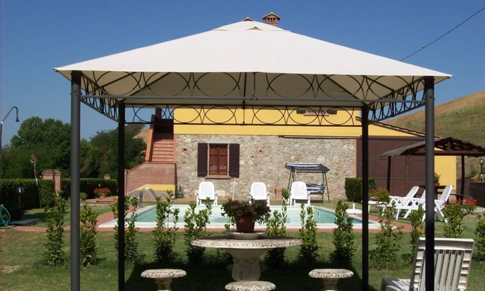 Volterra Villa | Beautiful private villa with private pool, WIFI, TV and pets allowed, close to San Gimignano