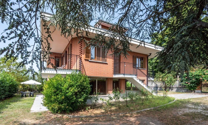 Bossolasco House | Beautiful private villa for 8 people with WIFI, TV, balcony and pets allowed