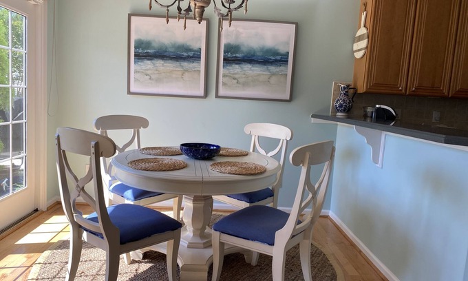 Ocean View Villa | Beautiful Professionally Decorated and Spacious!