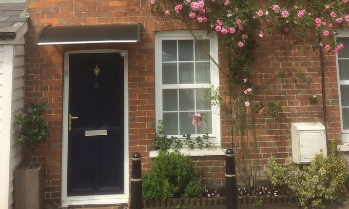Tenterden Cottage | Beautiful Quiet Character Cottage in the centre of Tenterden - Sleeps 4
