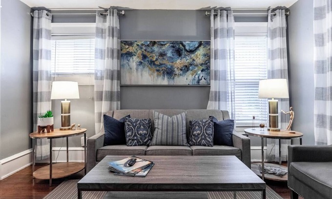 Pendleton Heights House | Beautiful Restored Duplex In Kansas City! 13&14 v2