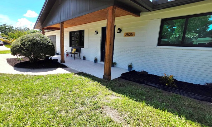Carrollwood House | Beautiful retreat in the heart of Carrollwood!