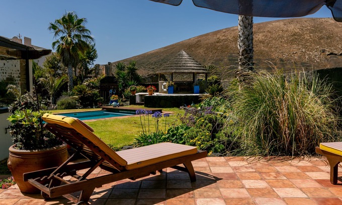 Masdache House | BEAUTIFUL RETREAT WITH EASY ACCESS TO ALL ISLAND