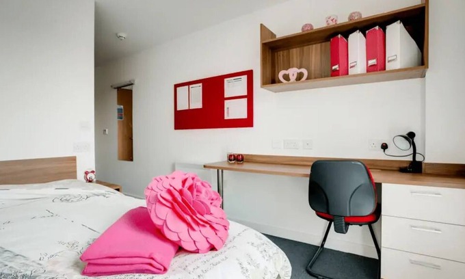 Birmingham Apartment | Beautiful Room in Birmingham