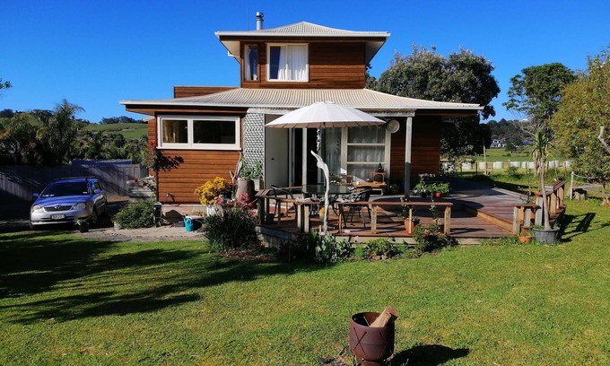 Wharekaho House | Beautiful rural house close to beach and amenities