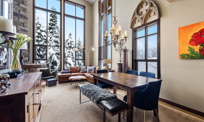 Sun Peaks House | Beautiful Ski In/ski out 3 Bdrm/2 Bath Townhouse With Private Hot Tub