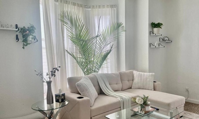 St. Paul House | Beautiful Spacious Home near Saint Paul downtown