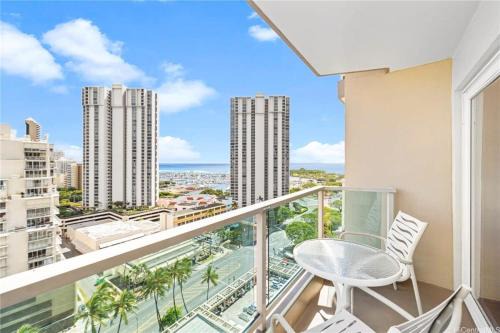 Ala Moana Apartment | Beautiful Studio at Ala Moana 1330 HONOLULU