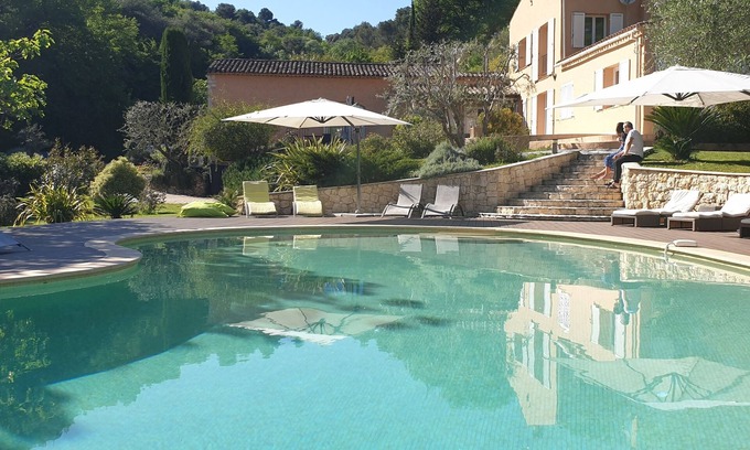Cagnes-sur-Mer Villa | Beautiful suite in charming villa