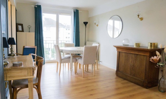 Vaucresson Condo | Beautiful T3 10 km from Paris Porte de St Cloud