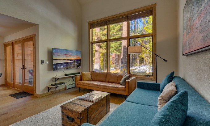 Incline Village House | Beautiful Third Creek Townhome in Incline Village - REMODELED 2021