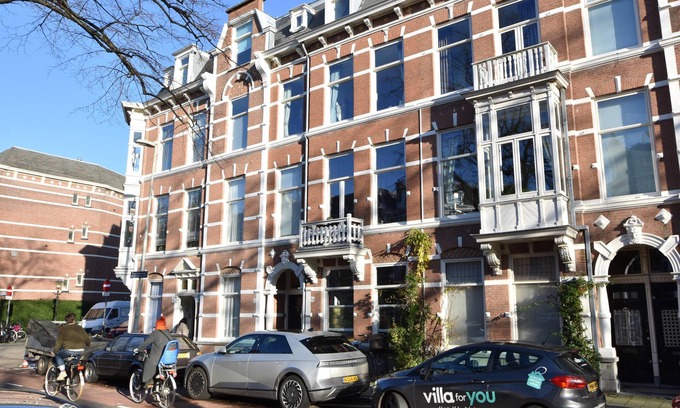 Koningsplein House | Beautiful town house in perfect location