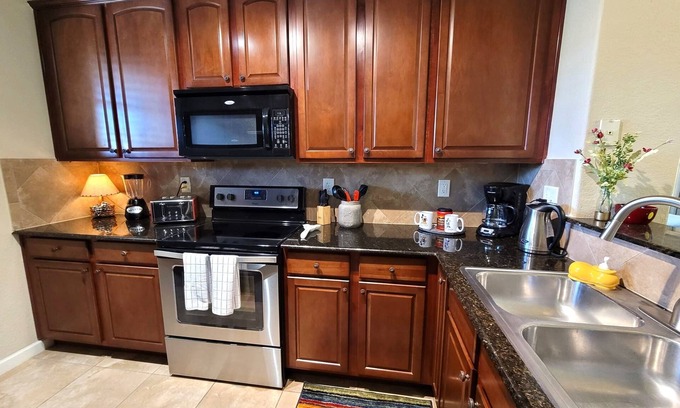 Wellington Condo | Beautiful Tuscan style 3 bed condo