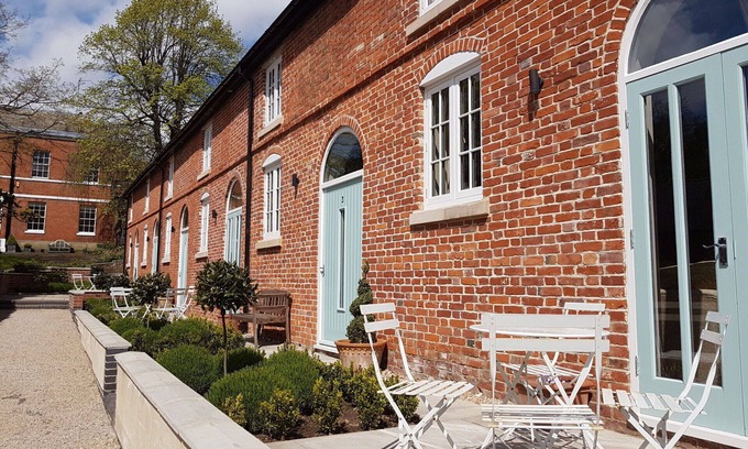 Breedon on the Hill House | Beautiful villa for 4 people with WIFI, TV and pets allowed