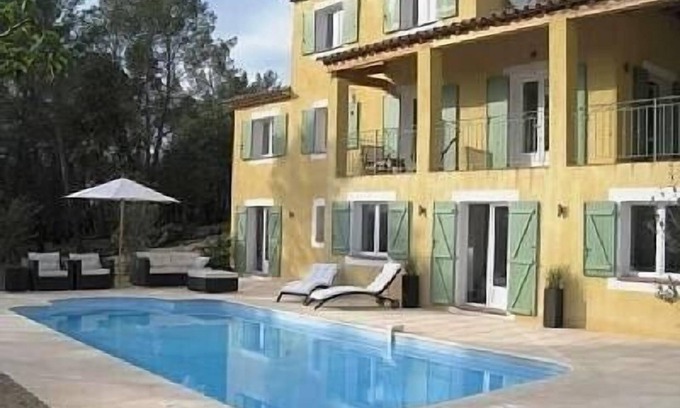 Vidauban Villa | Beautiful Villa 4 Façades With Garden and Quiet Pool