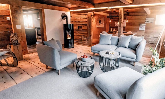 Innertkirchen Villa | Beautiful villa for 2 people with WIFI, TV, patio and panoramic view