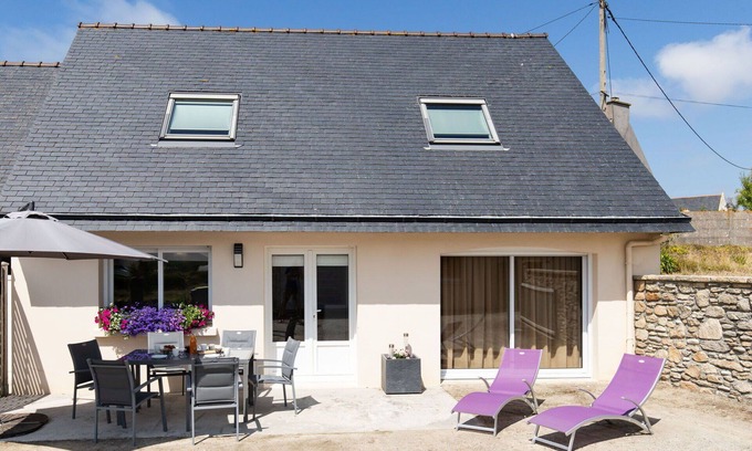 Guisseny House | Beautiful villa for 5 guests with WIFI, TV, terrace and pets allowed