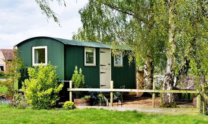 Nordley House | Beautiful villa for 2 people with WIFI, TV and terrace