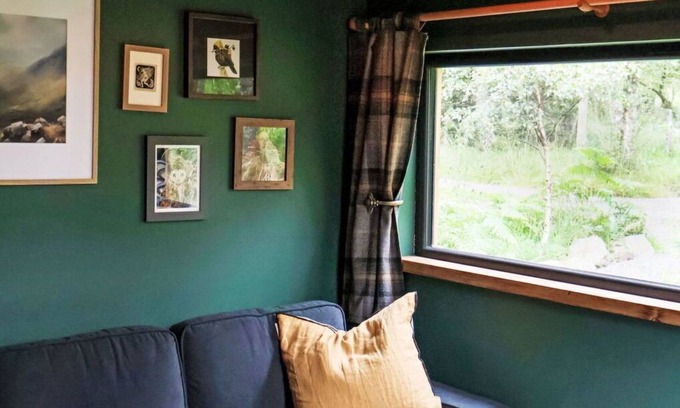 Bunloit House | Beautiful villa for 3 guests with WIFI, patio and panoramic view