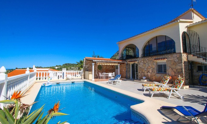 Denia Villa | Beautiful villa with views Tosal Gros EH