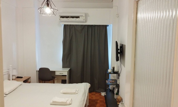 Filopappou Apartment | beautifull cozy studio in koukaki athens