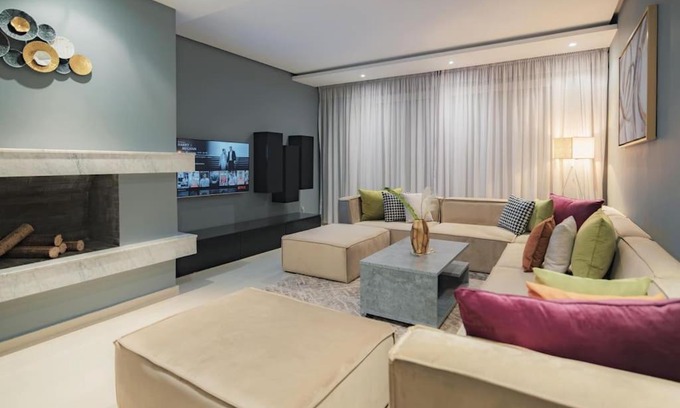 Hay Riad Apartment | Beautifully Designed 3BR Apartment+ Panoramic View