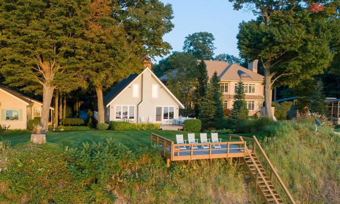 Holland Cottage | Beautifully Designed Cottage with Private Beach and Fabulous Views